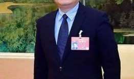 张荣爆料的人是谁啊视频,视频主角身份大起底